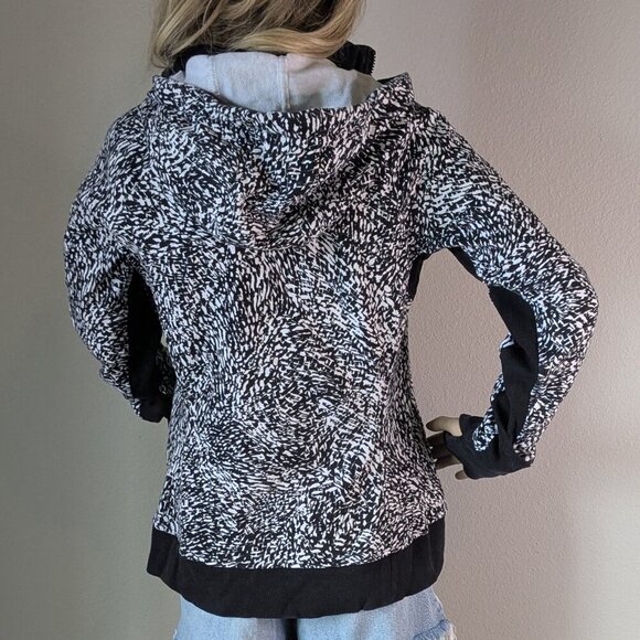 Athleta Triumph Hoodie Medium - Picture 3 of 16